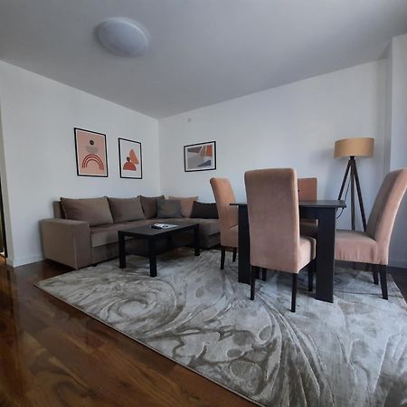 Divizija Lux Apartments Belgrad Cameră foto
